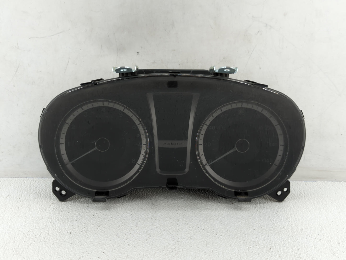 2012-2013 Hyundai Azera Instrument Cluster Speedometer Gauges P/N:94001-3V100 Fits Fits 2012 2013 OEM Used Auto Parts - Oemu