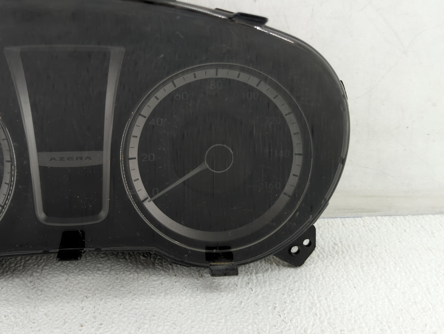 2012-2013 Hyundai Azera Instrument Cluster Speedometer Gauges P/N:94001-3V100 Fits Fits 2012 2013 OEM Used Auto Parts - Oemu