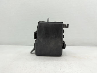 compare product 2012-2013 Hyundai Azera Fusebox Fuse Box Panel Relay Module P/N:912063V040 Fits Fits 2012 2013 OEM Used Auto Parts