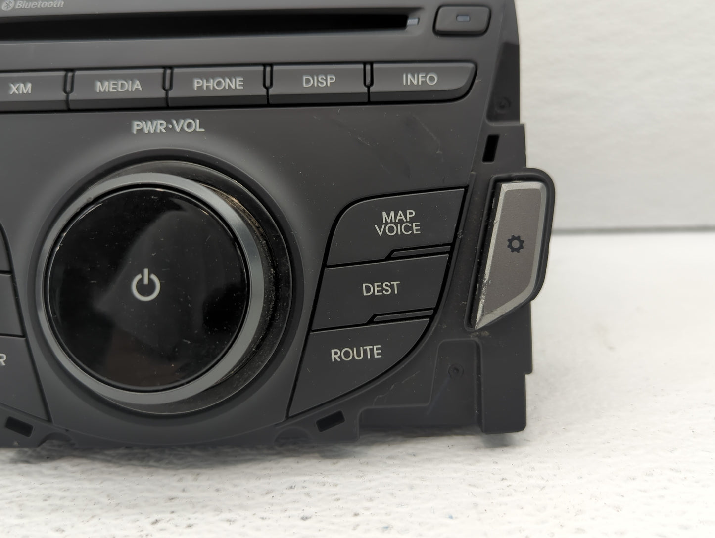 2012-2014 Hyundai Azera Am Fm Cd Player Radio Receiver - Oemusedautoparts1.com