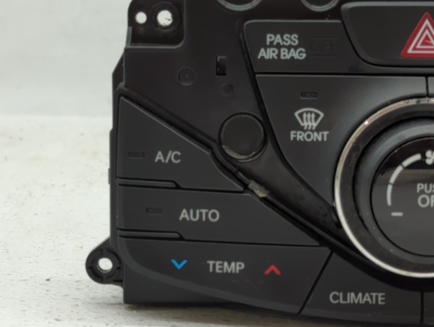 2012-2014 Hyundai Azera Climate Control Module Temperature AC/Heater Replacement P/N:97250-3V551 7HGX55HHM001 Fits OEM Used 