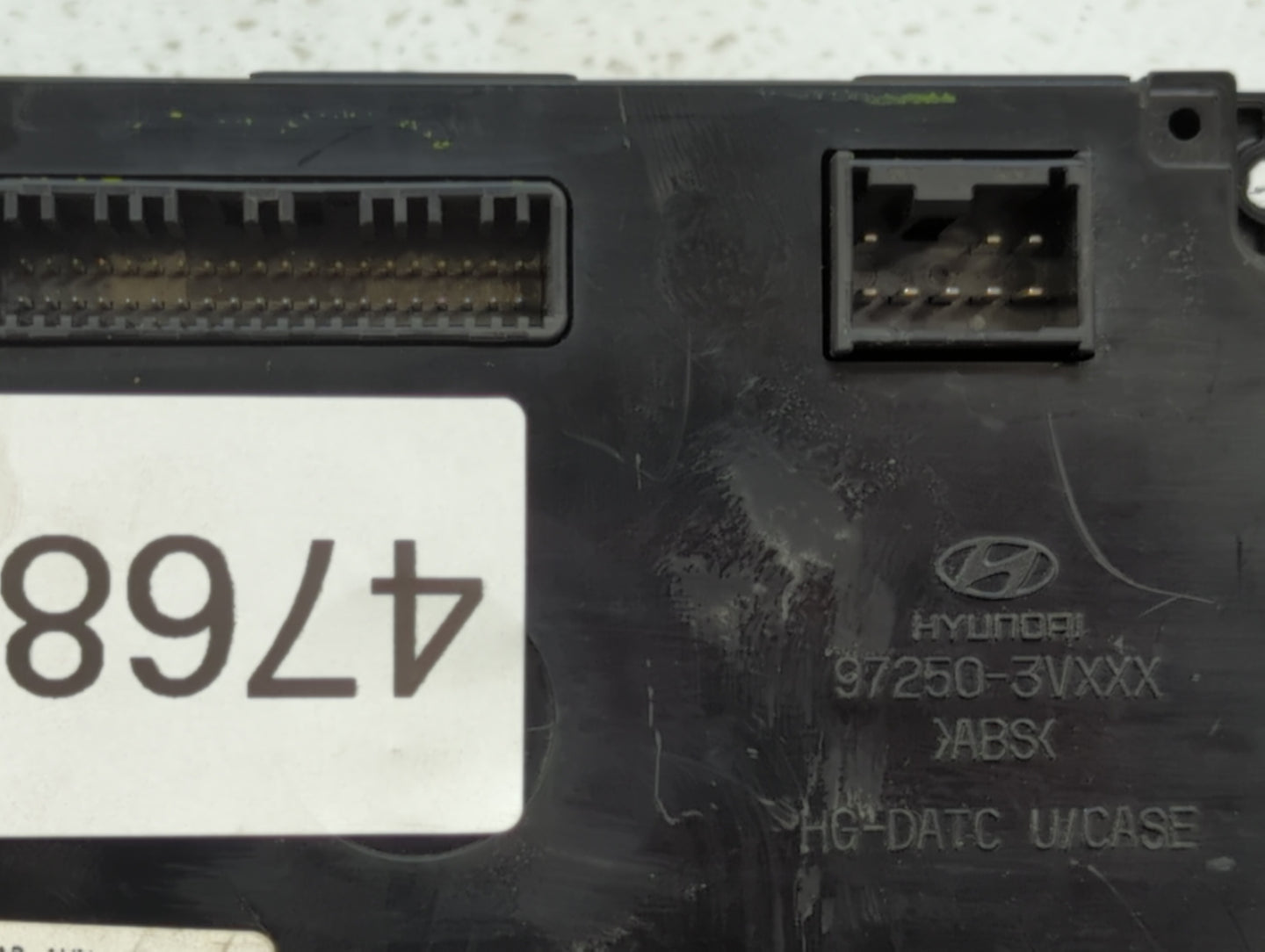 2012-2014 Hyundai Azera Climate Control Module Temperature AC/Heater Replacement P/N:97250-3V551 7HGX55HHM001 Fits OEM Used 