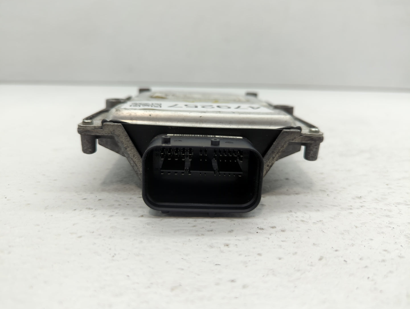 2012-2017 Hyundai Azera PCM Engine Control Computer ECU ECM PCU OEM P/N:39172-3C000 39172-3C010 Fits OEM Used Auto Parts - O