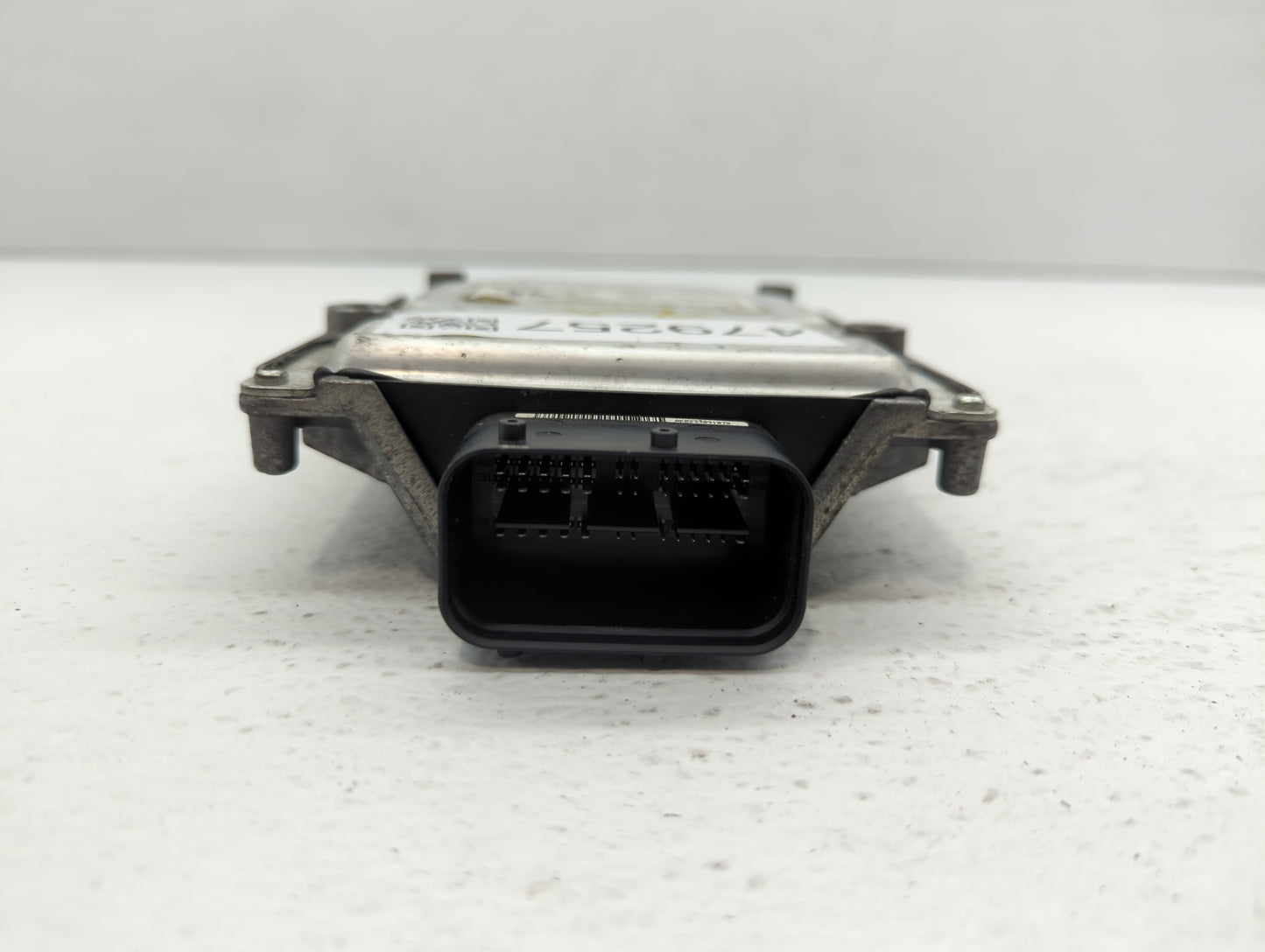 2012-2017 Hyundai Azera PCM Engine Control Computer ECU ECM PCU OEM P/N:39172-3C000 39172-3C010 Fits OEM Used Auto Parts - O