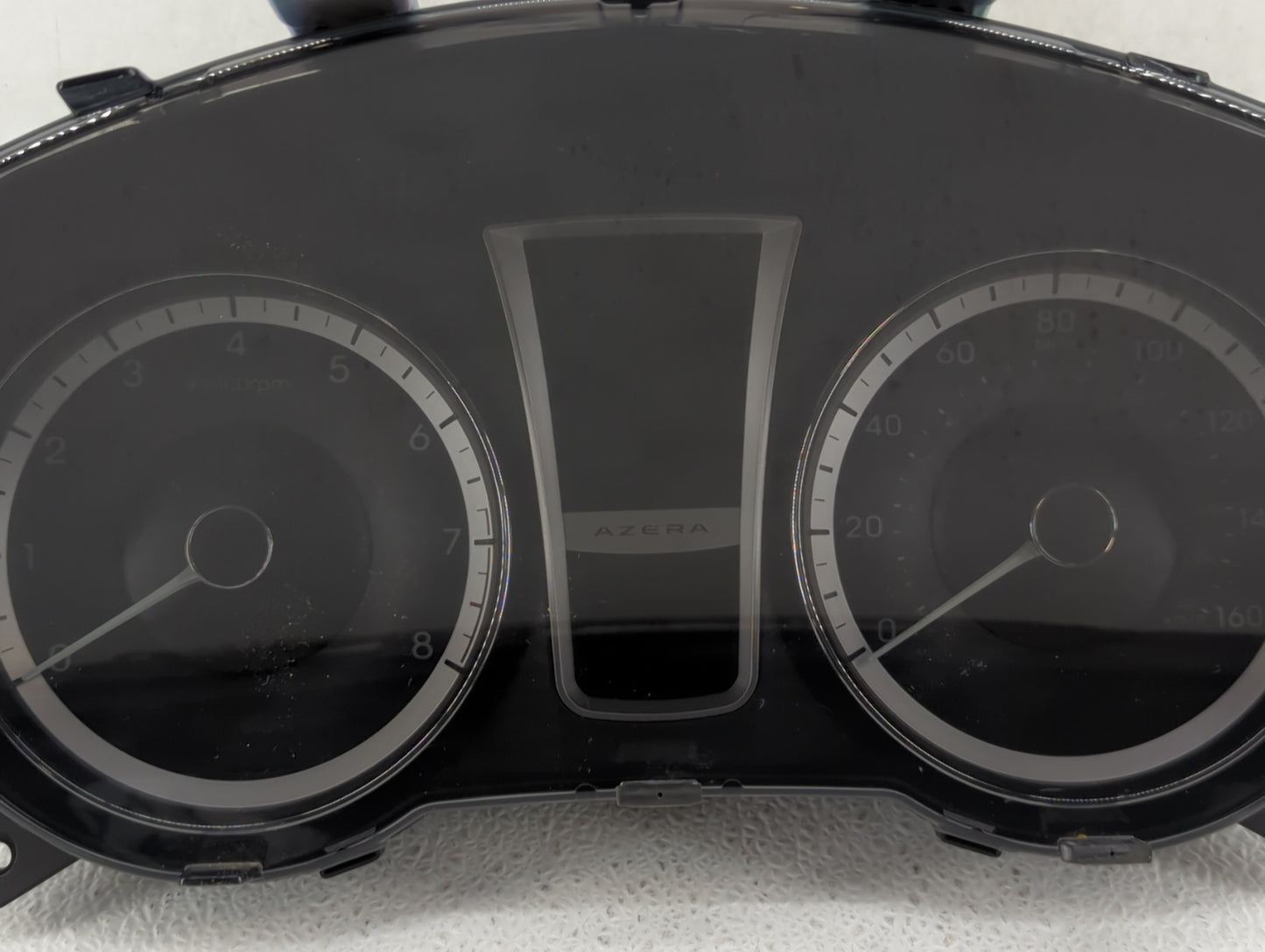 2012-2013 Hyundai Azera Instrument Cluster Speedometer Gauges P/N:94001-3V100 Fits Fits 2012 2013 OEM Used Auto Parts - Oemu