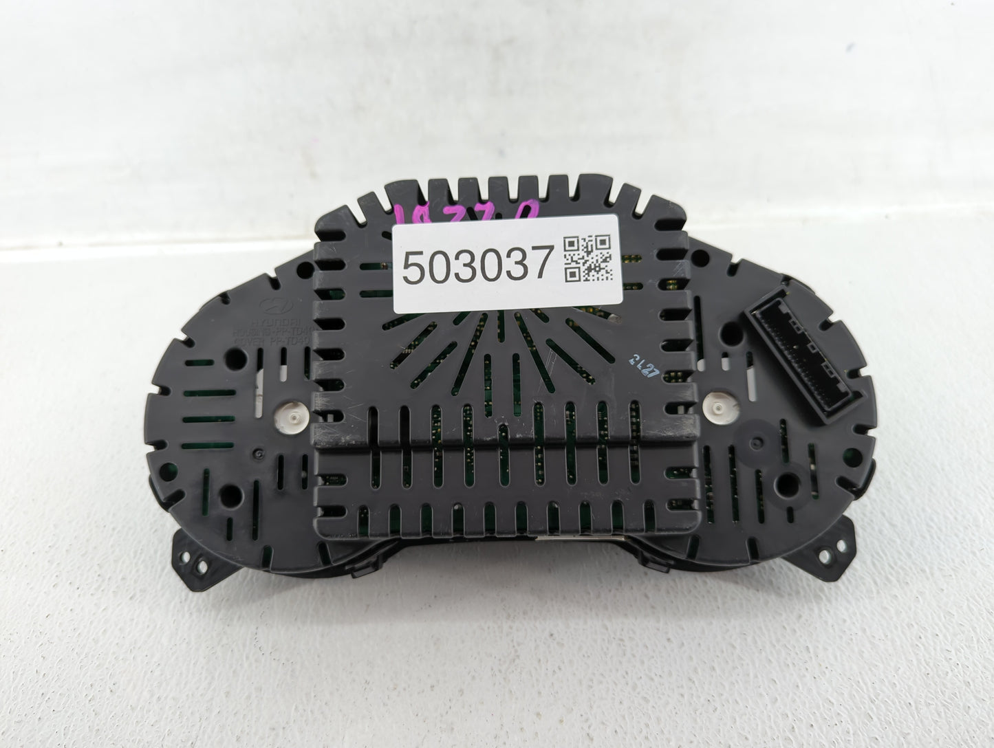 2012-2013 Hyundai Azera Instrument Cluster Speedometer Gauges P/N:94001-3V100 Fits Fits 2012 2013 OEM Used Auto Parts - Oemu