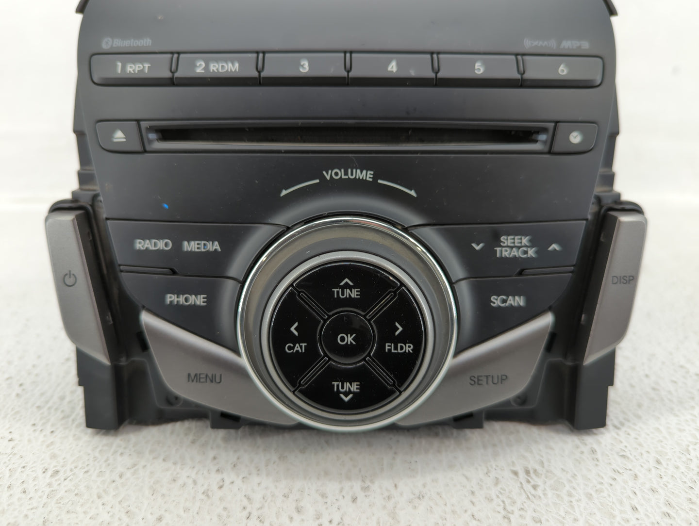 2012-2014 Hyundai Azera Am Fm Cd Player Radio Receiver - Oemusedautoparts1.com