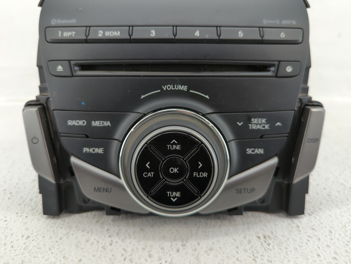 2012-2014 Hyundai Azera Am Fm Cd Player Radio Receiver - Oemusedautoparts1.com