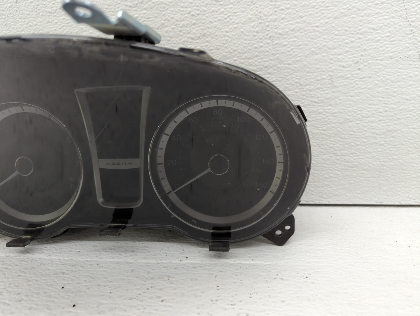 2012-2013 Hyundai Azera Instrument Cluster Speedometer Gauges P/N:94001-3V100 Fits Fits 2012 2013 OEM Used Auto Parts - Oemu