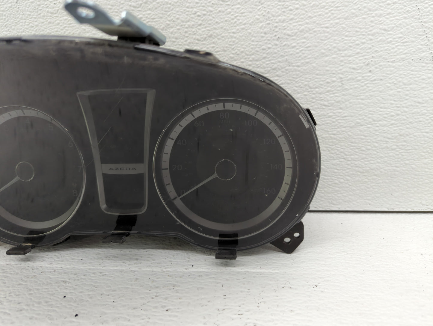 2012-2013 Hyundai Azera Instrument Cluster Speedometer Gauges P/N:94001-3V100 Fits Fits 2012 2013 OEM Used Auto Parts - Oemu