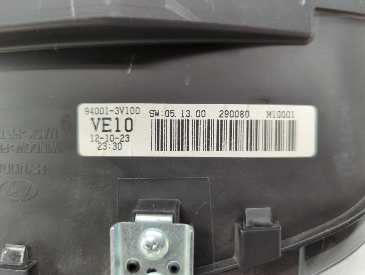 2012-2013 Hyundai Azera Instrument Cluster Speedometer Gauges P/N:94001-3V100 Fits Fits 2012 2013 OEM Used Auto Parts - Oemu