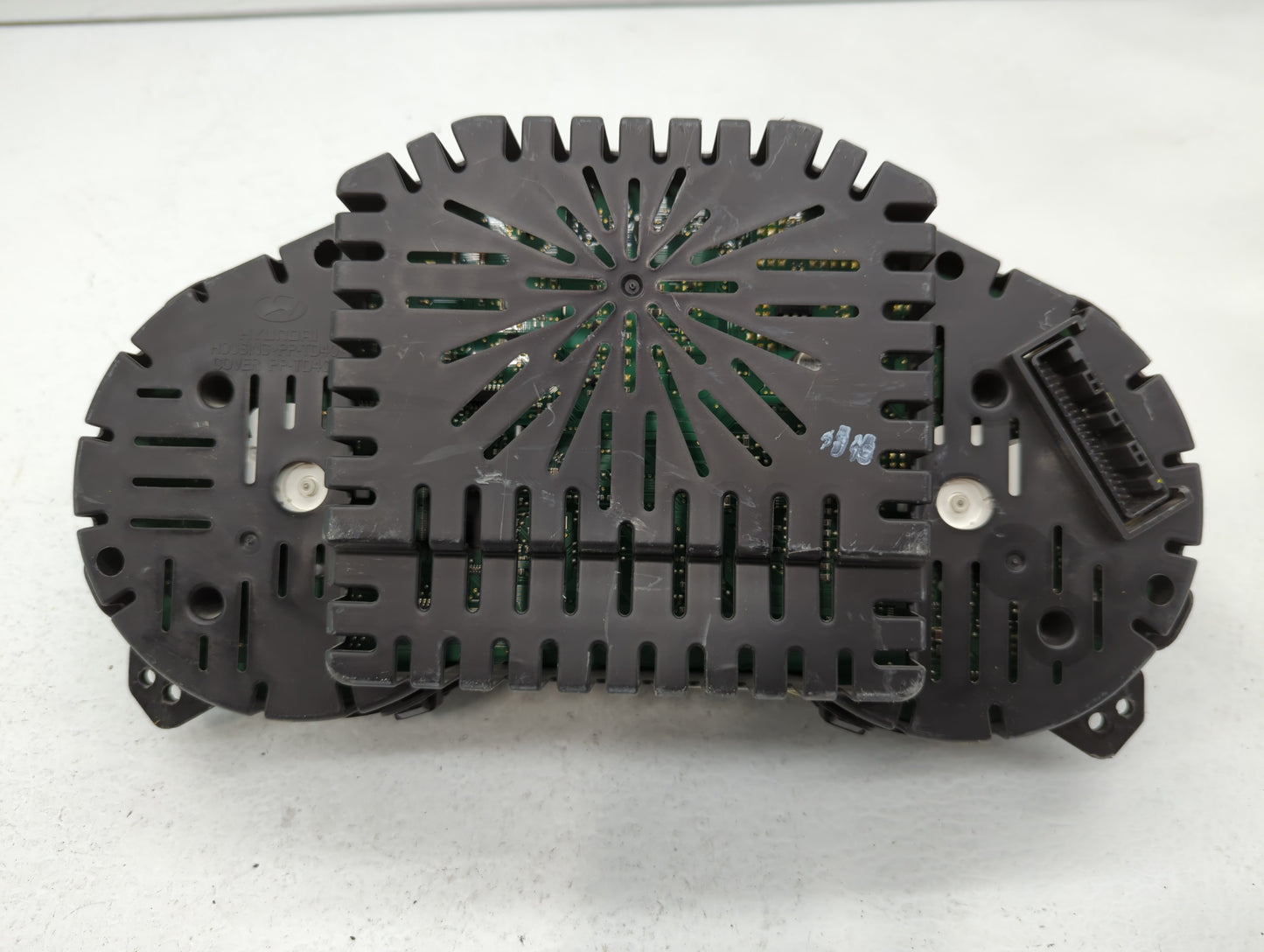 2012-2013 Hyundai Azera Instrument Cluster Speedometer Gauges P/N:94001-3V100 Fits Fits 2012 2013 OEM Used Auto Parts - Oemu