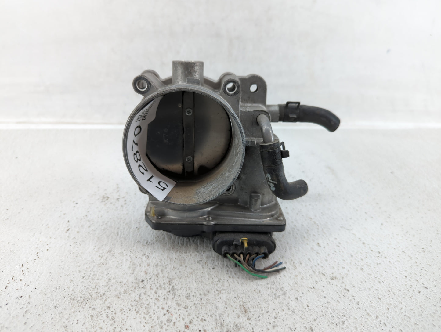 2012-2017 Hyundai Azera Throttle Body P/N:35100-3CAA0 Fits Fits 2012 2013 2014 2015 2016 2017 2018 OEM Used Auto Parts - Oem