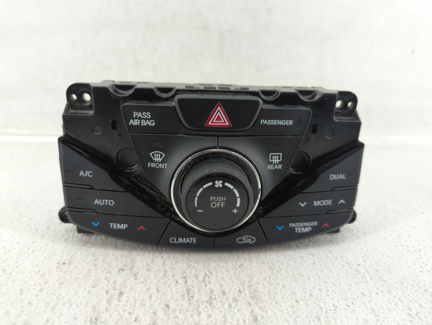 2012-2013 Hyundai Azera Climate Control Module Temperature AC/Heater Replacement P/N:97250-3V551 Fits Fits 2012 2013 OEM Use