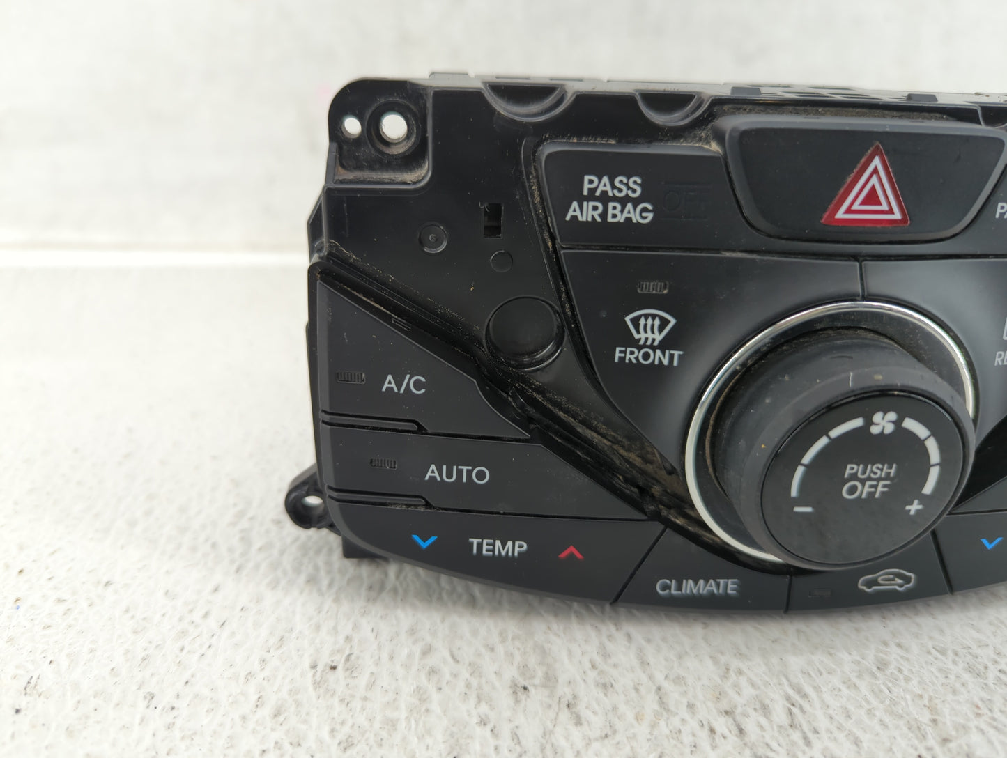 2012-2013 Hyundai Azera Climate Control Module Temperature AC/Heater Replacement P/N:97250-3V551 Fits Fits 2012 2013 OEM Use