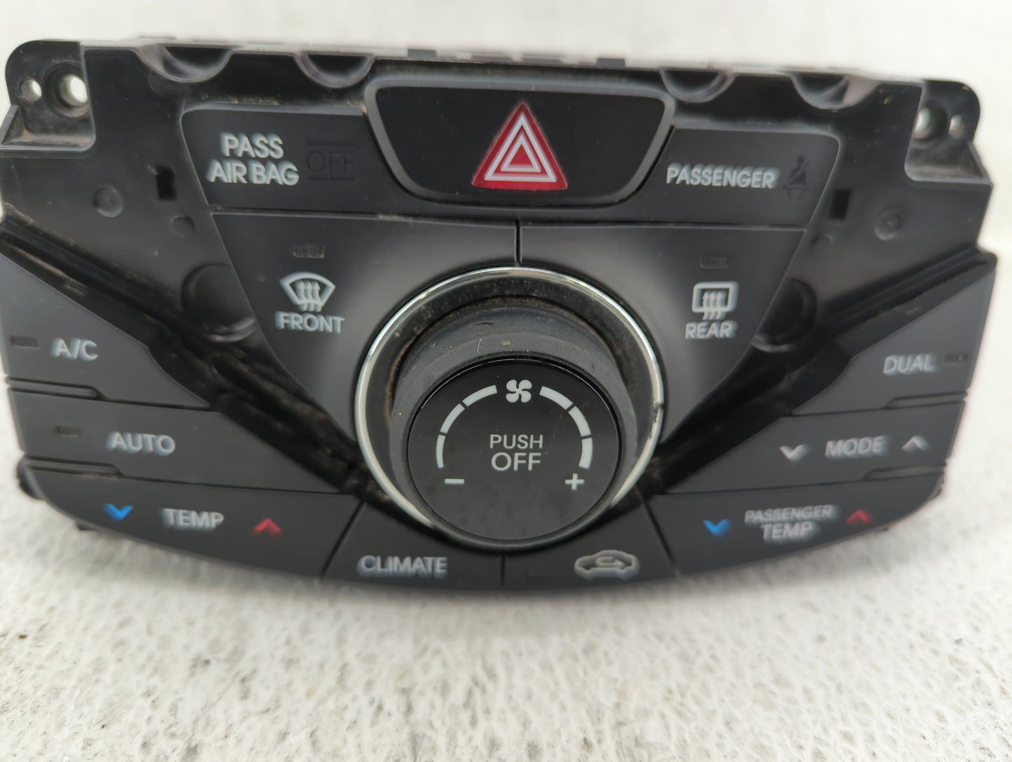 2012-2013 Hyundai Azera Climate Control Module Temperature AC/Heater Replacement P/N:97250-3V551 Fits Fits 2012 2013 OEM Use