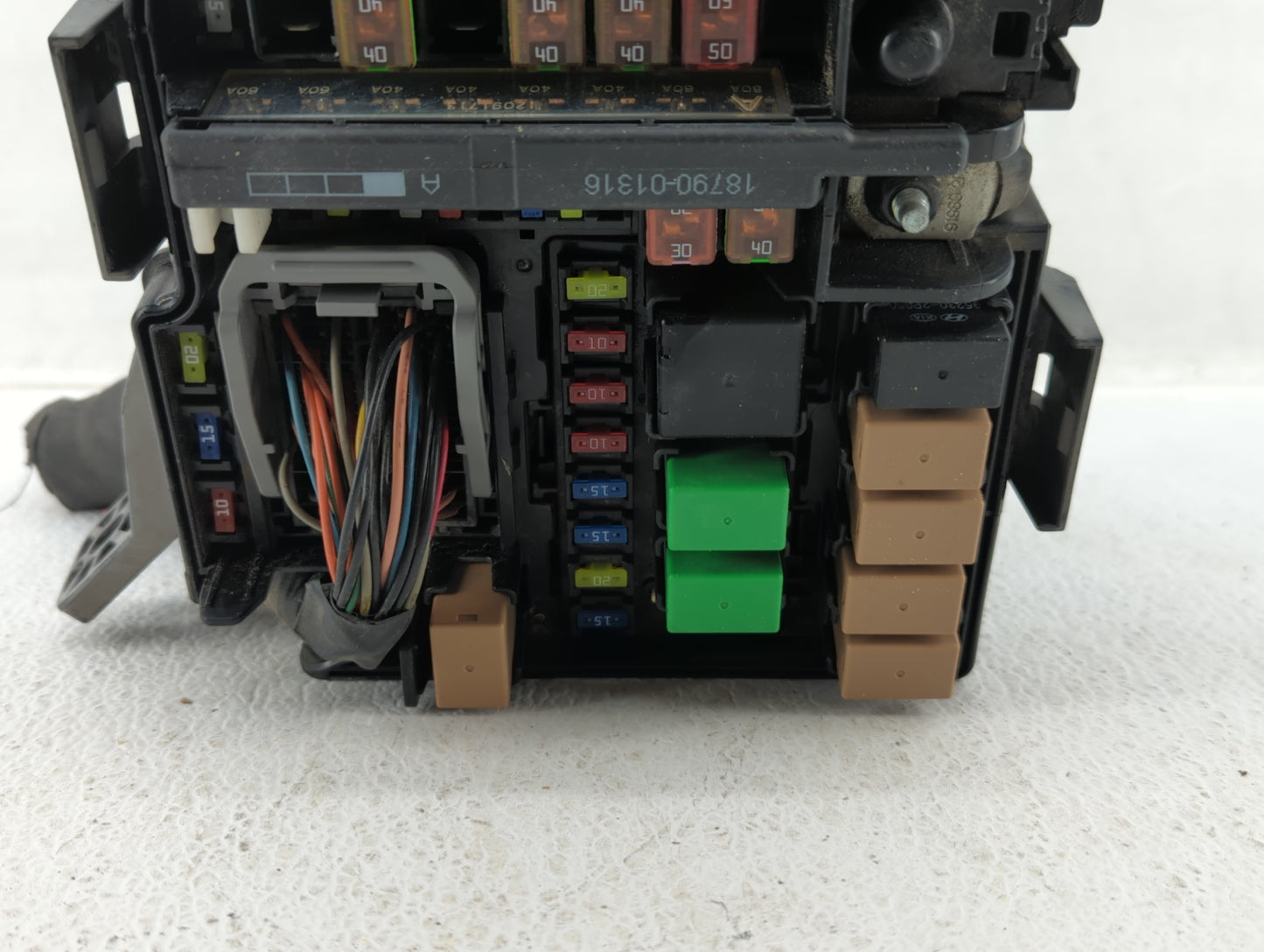 2013 Hyundai Azera Fusebox Fuse Box Panel Relay Module P/N:91206-3V040 Fits OEM Used Auto Parts - Oemusedautoparts1.com
