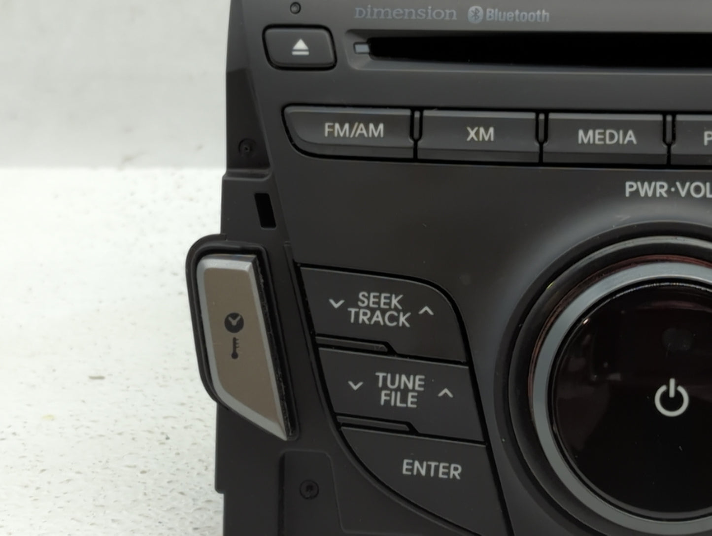 2012-2013 Hyundai Azera Am Fm Cd Player Radio Receiver - Oemusedautoparts1.com