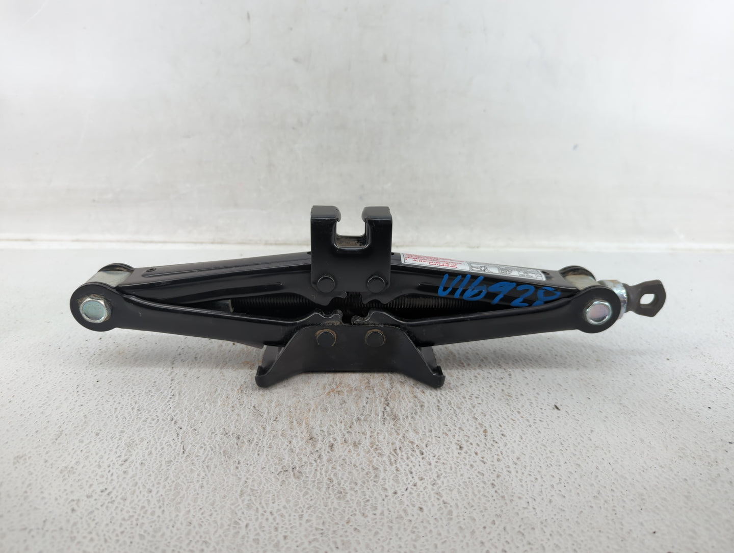 2013 Hyundai Azera Spare Scissor Car Jack - Oemusedautoparts1.com