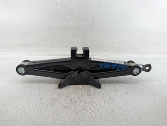compare product 2013 Hyundai Azera Spare Scissor Car Jack 527071