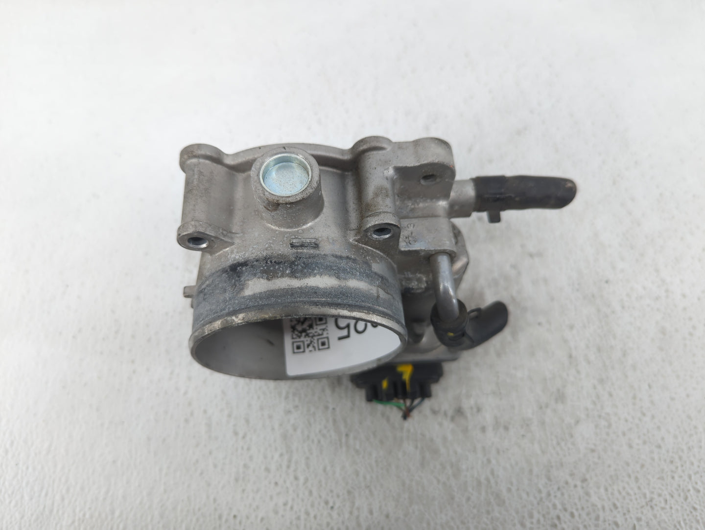 2012-2017 Hyundai Azera Throttle Body P/N:35100-3CAA0 Fits Fits 2012 2013 2014 2015 2016 2017 2018 OEM Used Auto Parts - Oem