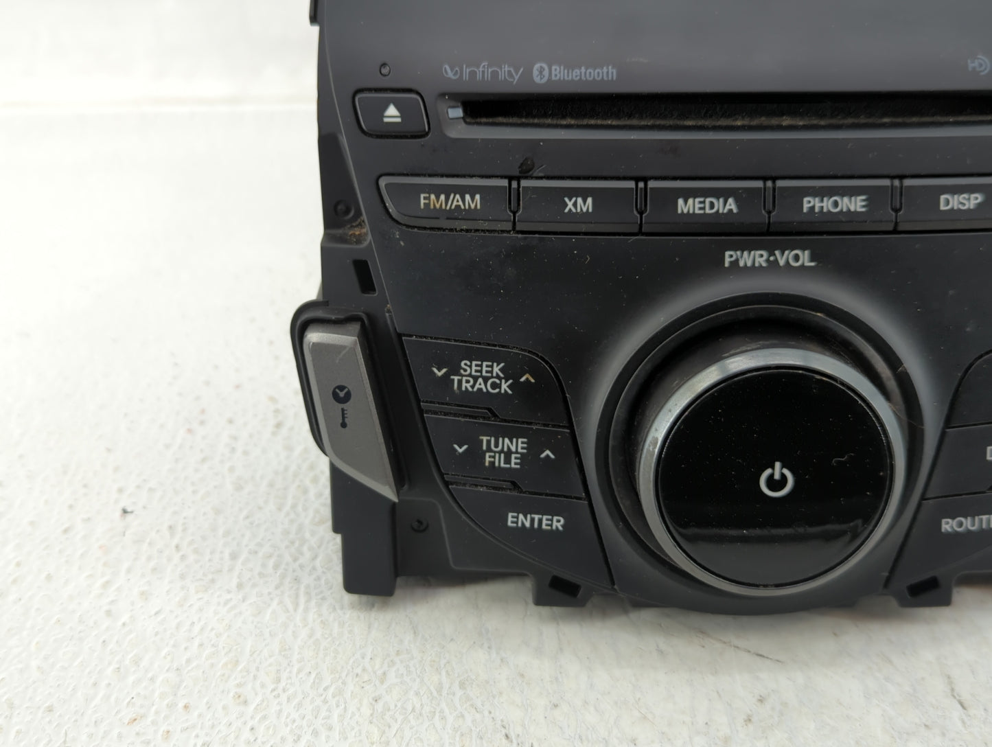 2012-2013 Hyundai Azera Radio AM FM Cd Player Receiver Replacement P/N:96560-3V4014X Fits Fits 2012 2013 OEM Used Auto Parts