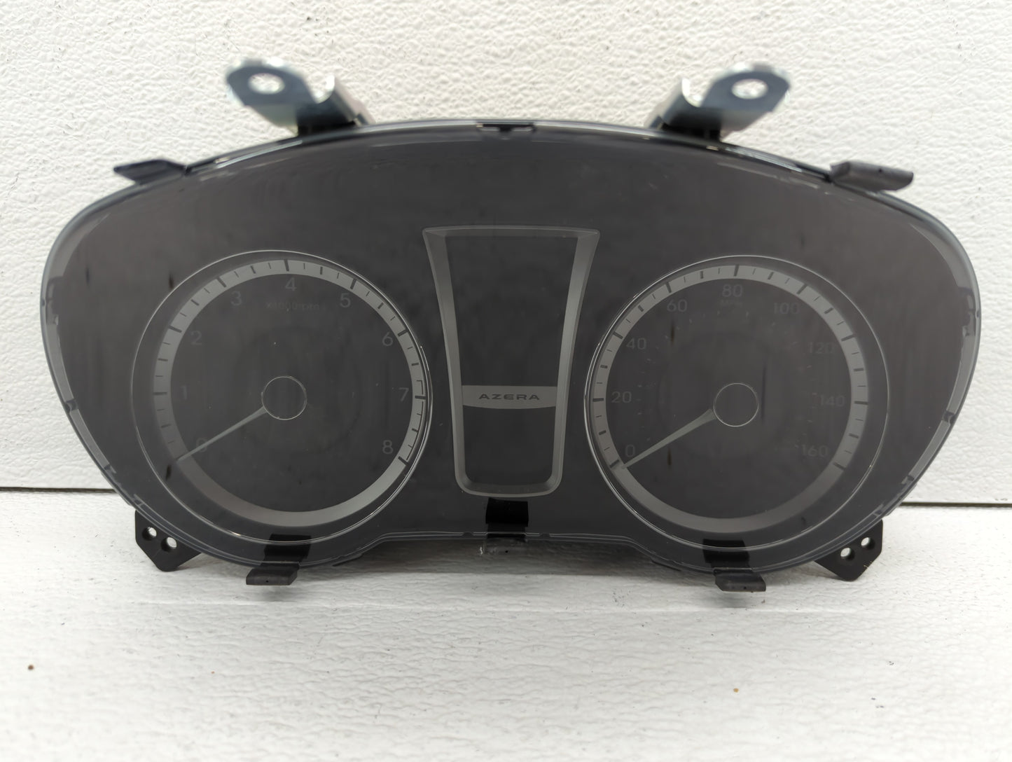 2012-2013 Hyundai Azera Instrument Cluster Speedometer Gauges P/N:94001-3V100 Fits Fits 2012 2013 OEM Used Auto Parts - Oemu