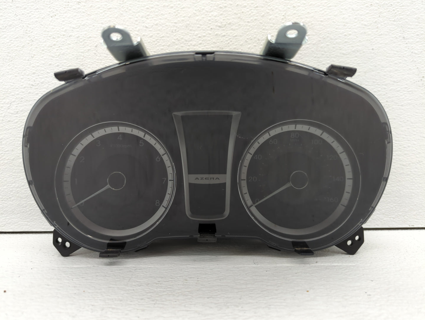 2012-2013 Hyundai Azera Instrument Cluster Speedometer Gauges P/N:94001-3V100 Fits Fits 2012 2013 OEM Used Auto Parts - Oemu