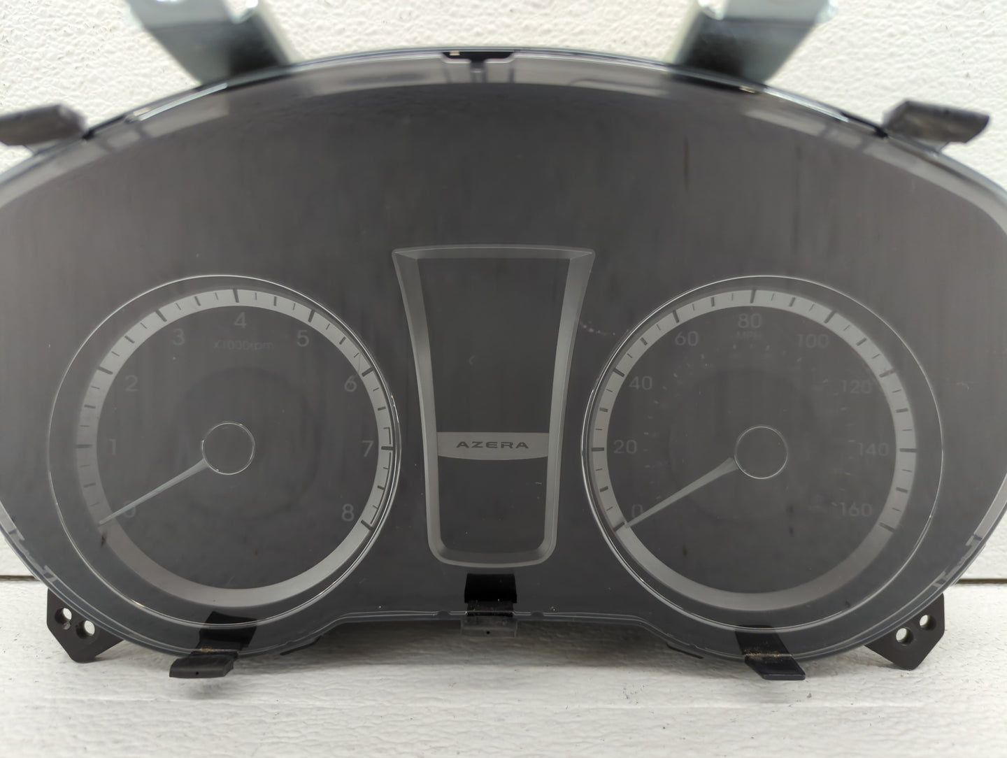 2012-2013 Hyundai Azera Instrument Cluster Speedometer Gauges P/N:94001-3V100 Fits Fits 2012 2013 OEM Used Auto Parts - Oemu
