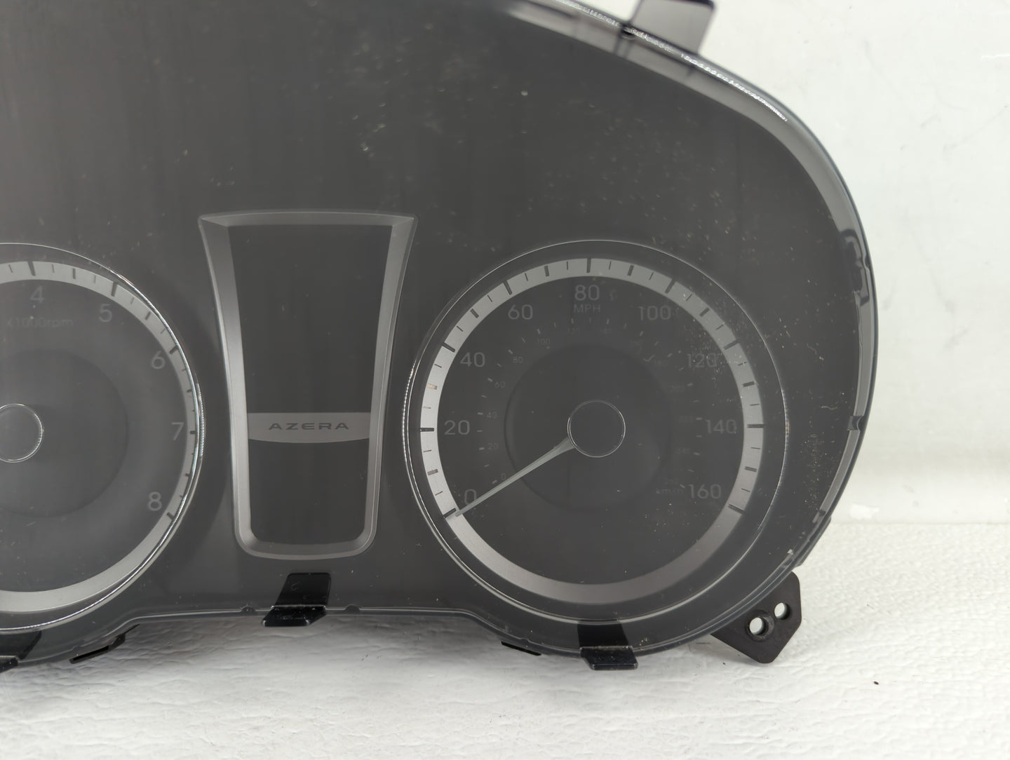 2012-2013 Hyundai Azera Instrument Cluster Speedometer Gauges P/N:94001-3V100 Fits Fits 2012 2013 OEM Used Auto Parts - Oemu
