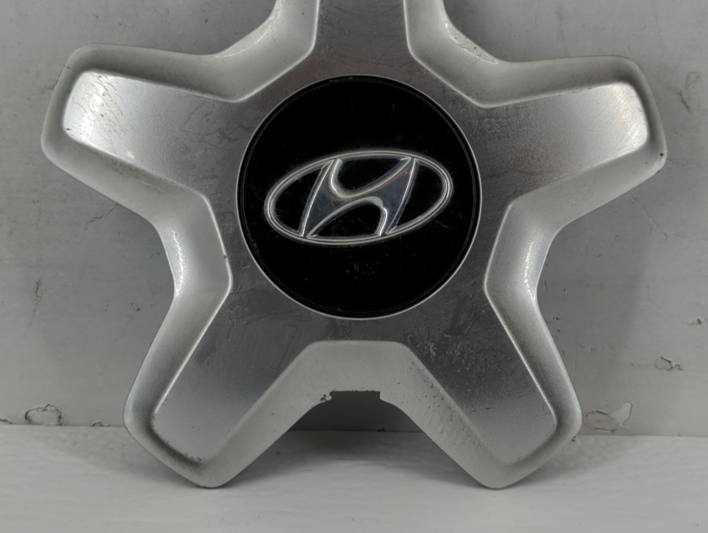2013 Hyundai Azera Rim Wheel Center Cap - Oemusedautoparts1.com