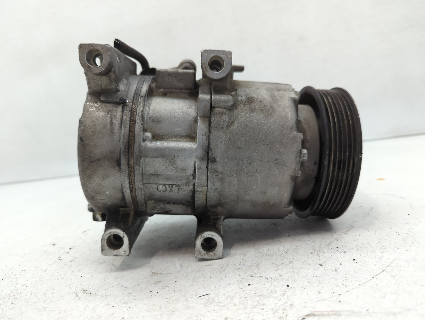 2012-2017 Hyundai Azera Air Conditioning A/c Ac Compressor Oem - Oemusedautoparts1.com