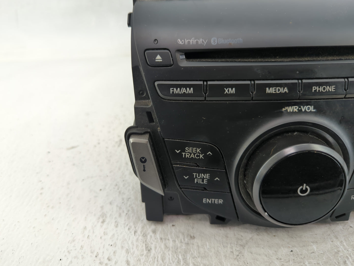 2012-2013 Hyundai Azera Radio AM FM Cd Player Receiver Replacement P/N:96560-3V4014X Fits Fits 2012 2013 OEM Used Auto Parts