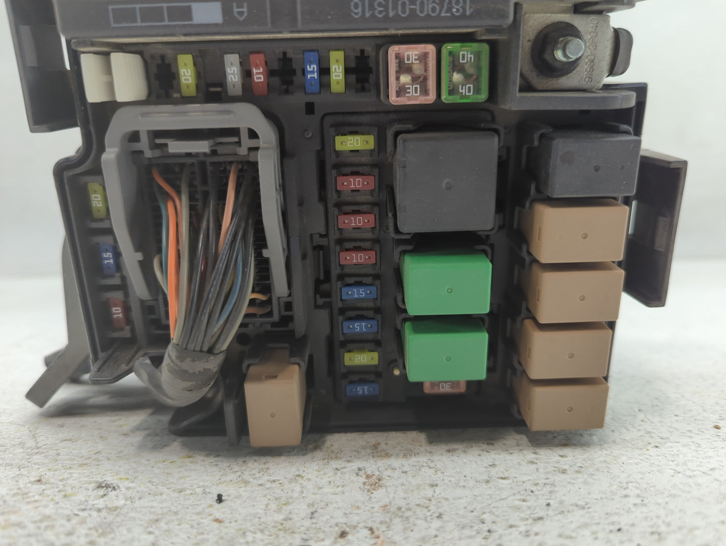 2012-2013 Hyundai Azera Fusebox Fuse Box Panel Relay Module P/N:91206 3V040 Fits Fits 2012 2013 OEM Used Auto Parts - Oemuse