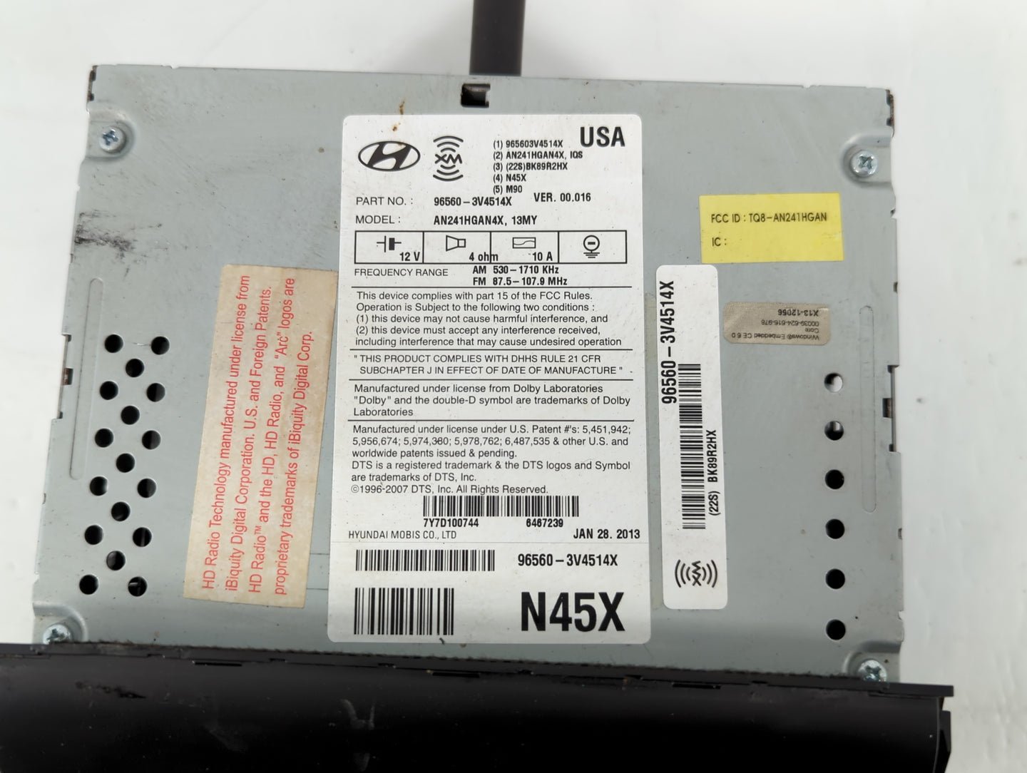 2012-2013 Hyundai Azera Am Fm Cd Player Radio Receiver - Oemusedautoparts1.com