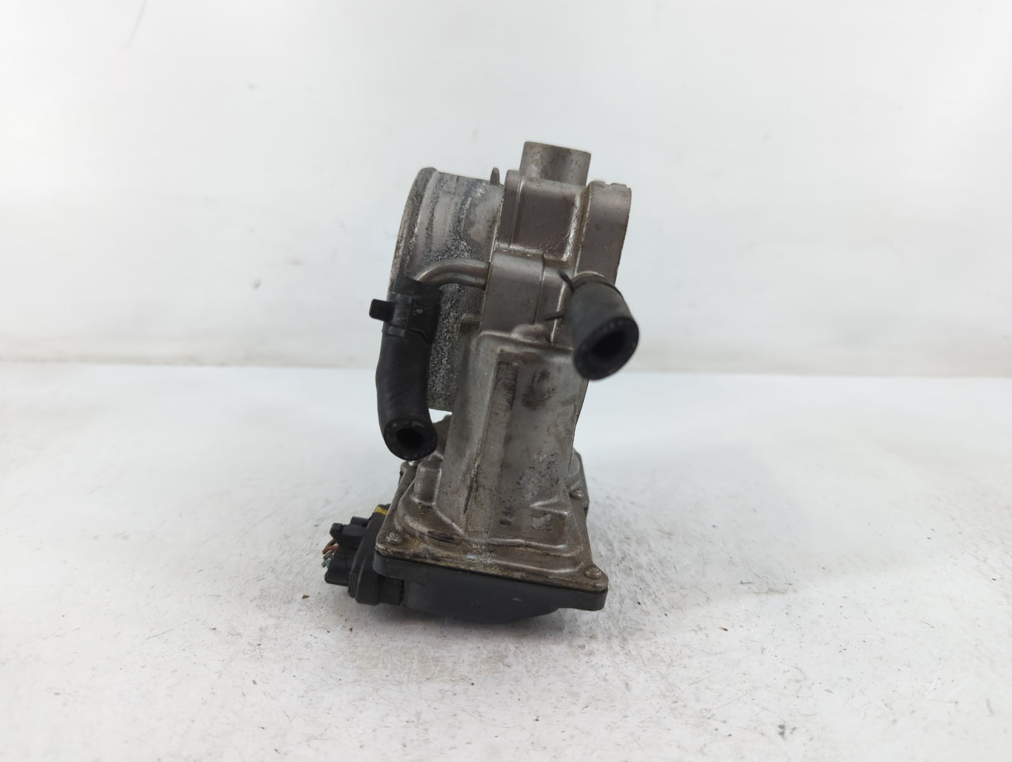 2012-2017 Hyundai Azera Throttle Body P/N:5310 7P25 35100-3CAA0 Fits Fits 2012 2013 2014 2015 2016 2017 2018 OEM Used Auto P