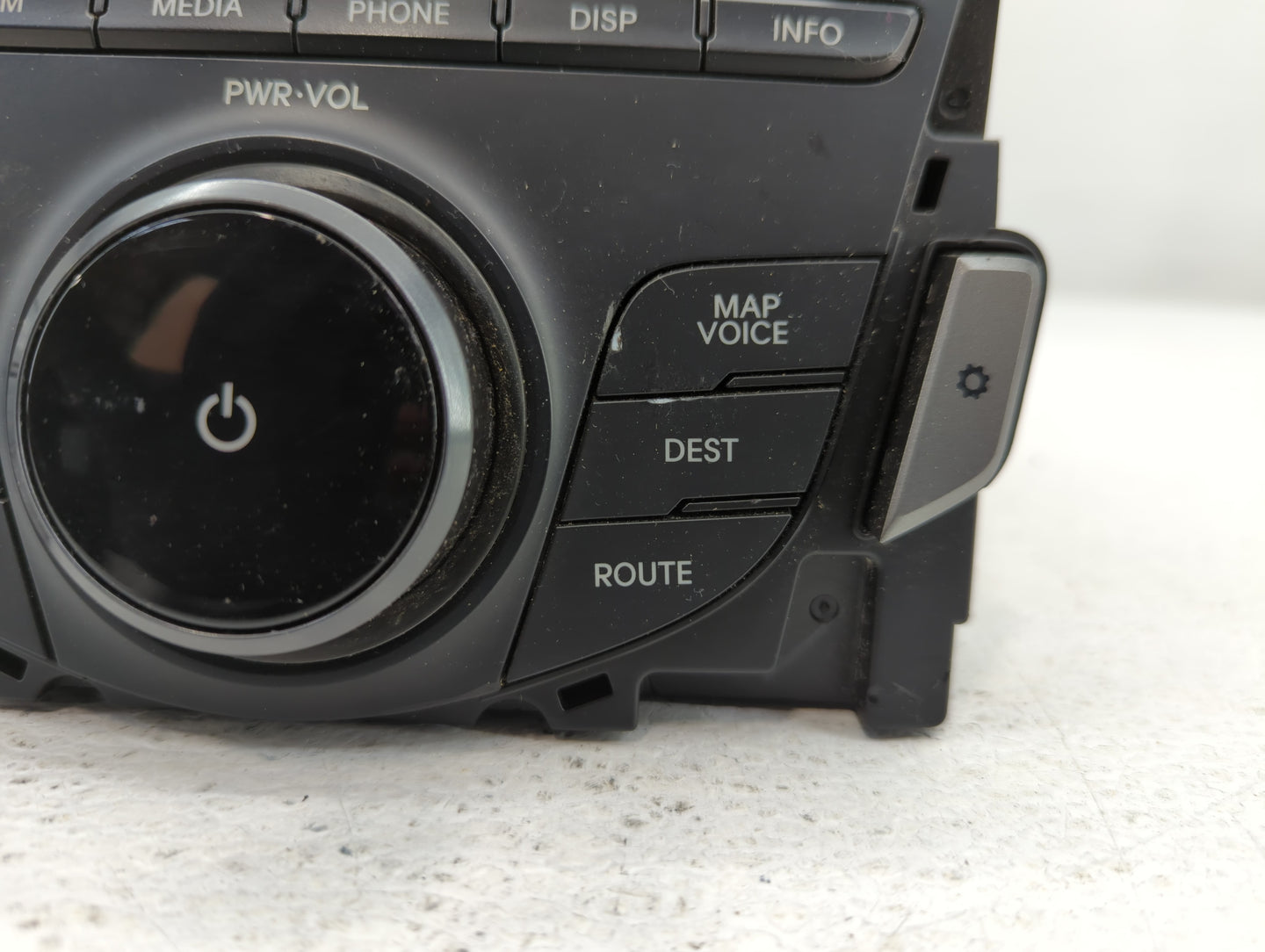 2012-2013 Hyundai Azera Radio AM FM Cd Player Receiver Replacement P/N:96560-3V4014X Fits Fits 2012 2013 OEM Used Auto Parts