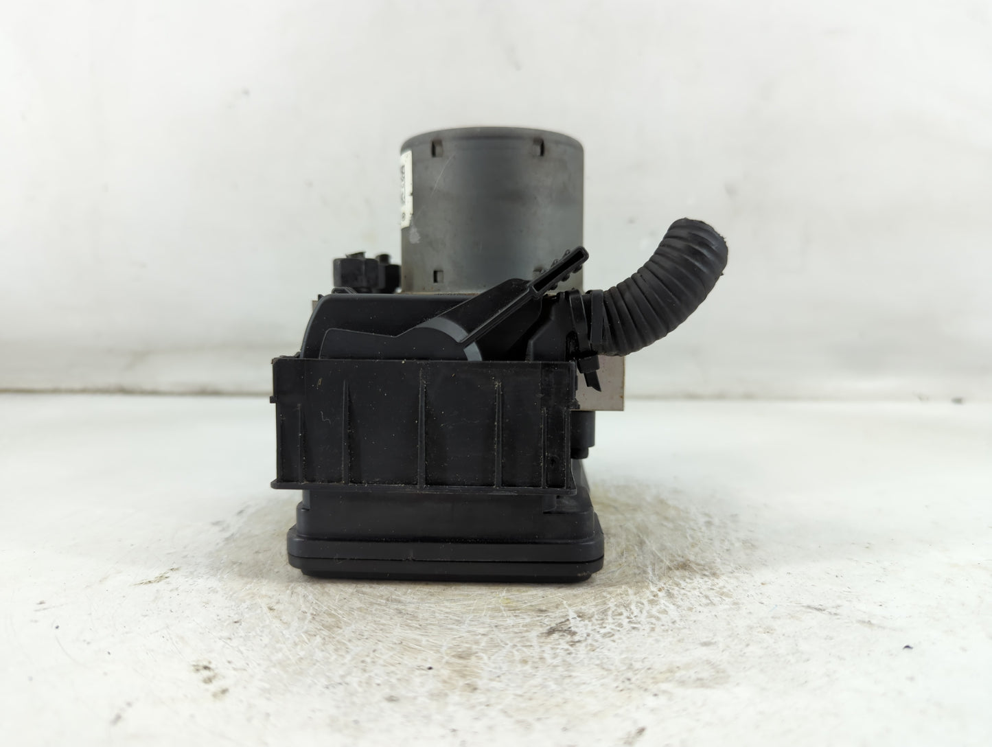 2012-2014 Hyundai Azera ABS Pump Control Module Replacement P/N:58920-3V300 Fits Fits 2012 2013 2014 OEM Used Auto Parts - O