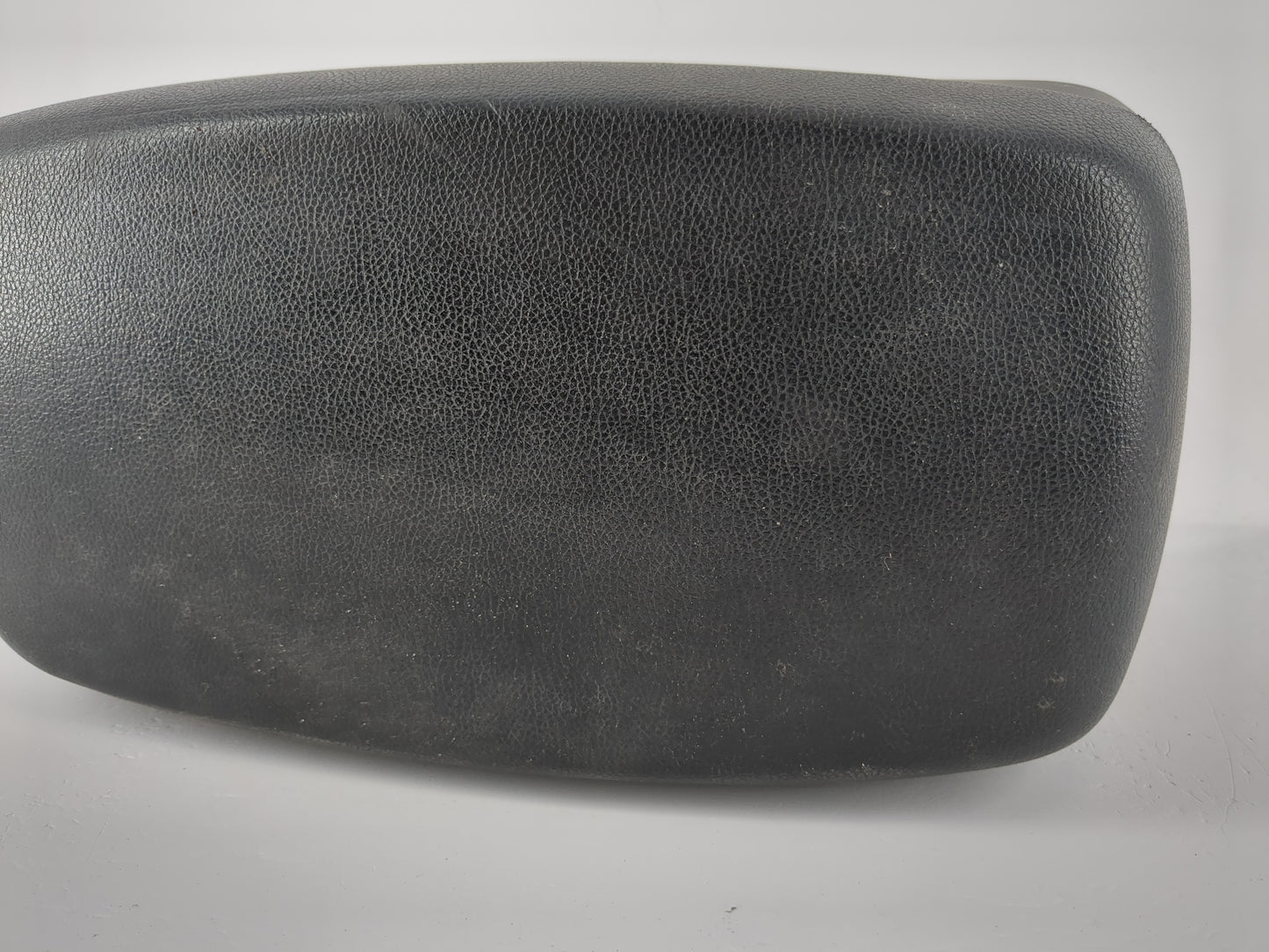 2013 Hyundai Elantra Center Console Armrest Cover Lid Fits OEM Used Auto Parts - Oemusedautoparts1.com