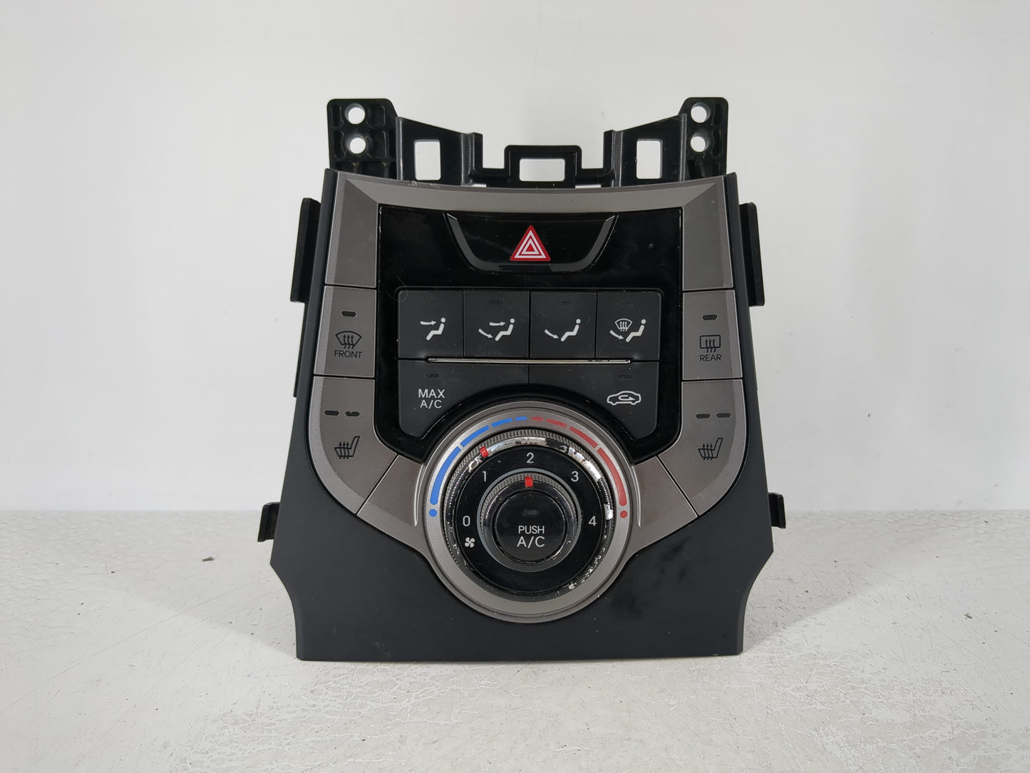2013 Hyundai Elantra Climate Control Module Temperature AC/Heater Replacement Fits OEM Used Auto Parts - Oemusedautoparts1.c