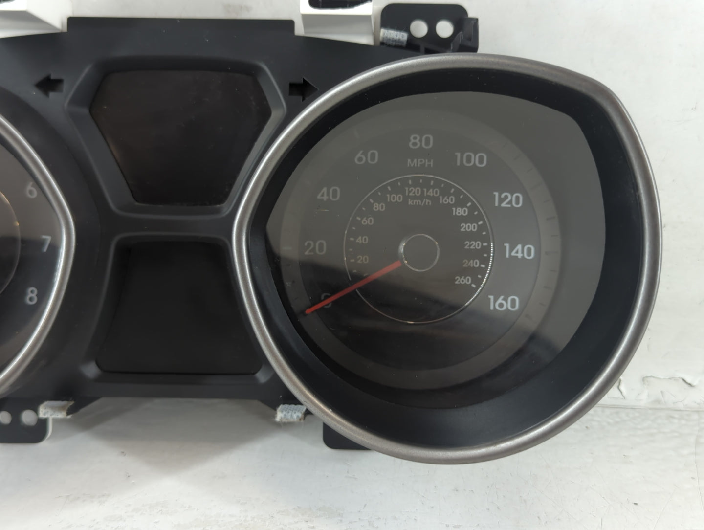 2013 Hyundai Elantra Instrument Cluster Speedometer Gauges P/N:94001-3Y520 Fits OEM Used Auto Parts - Oemusedautoparts1.com
