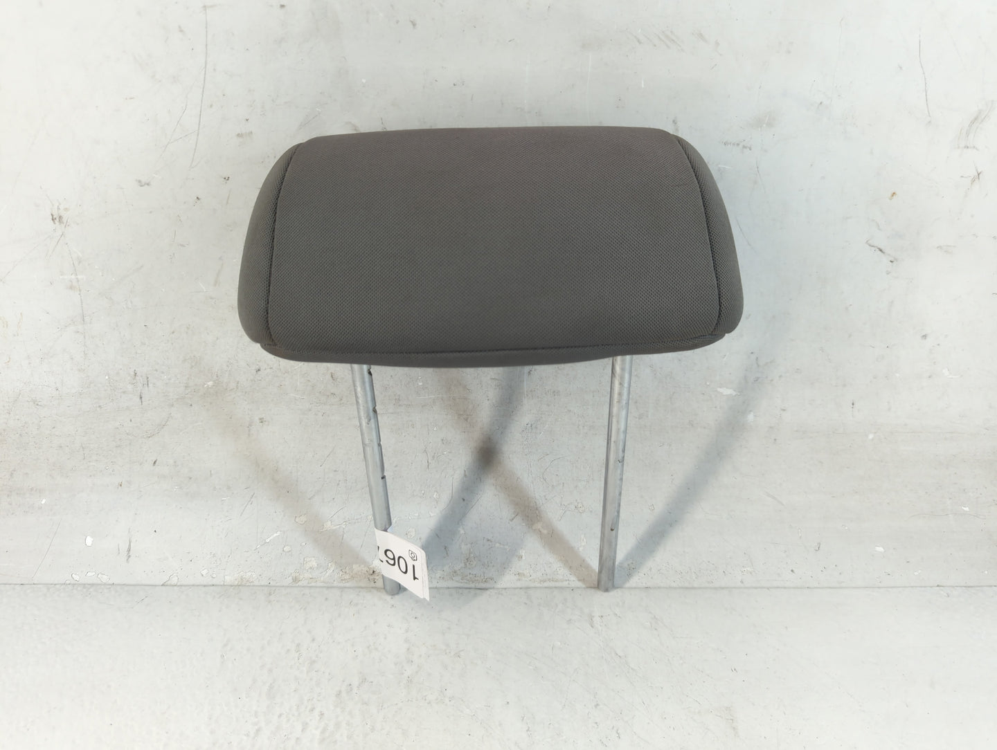 2013-2015 Hyundai Elantra Headrest Head Rest Rear Seat Fits Fits 2013 2014 2015 OEM Used Auto Parts - Oemusedautoparts1.com
