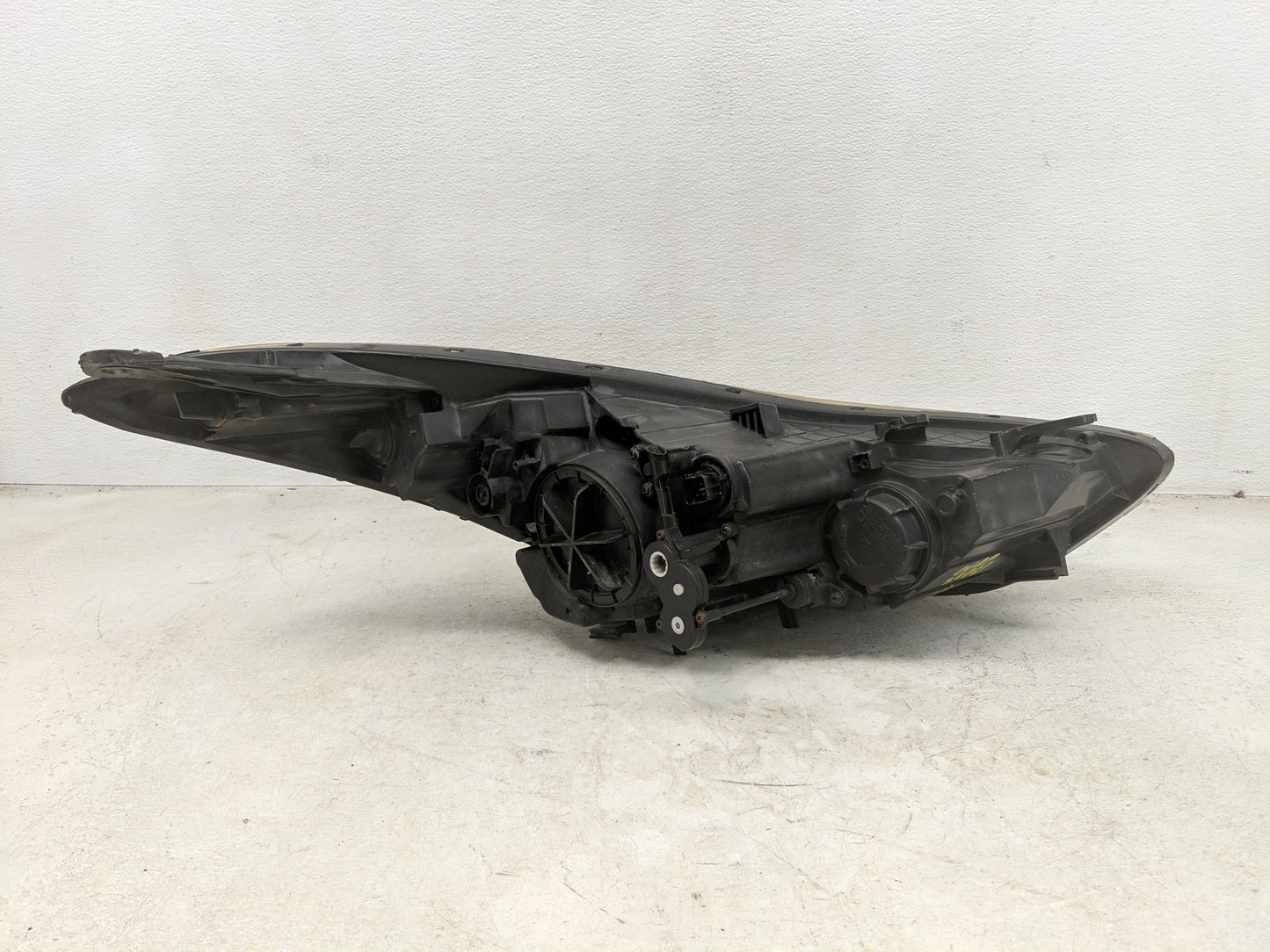 2011-2013 Hyundai Elantra Driver Left Oem Head Light Headlight Lamp - Oemusedautoparts1.com