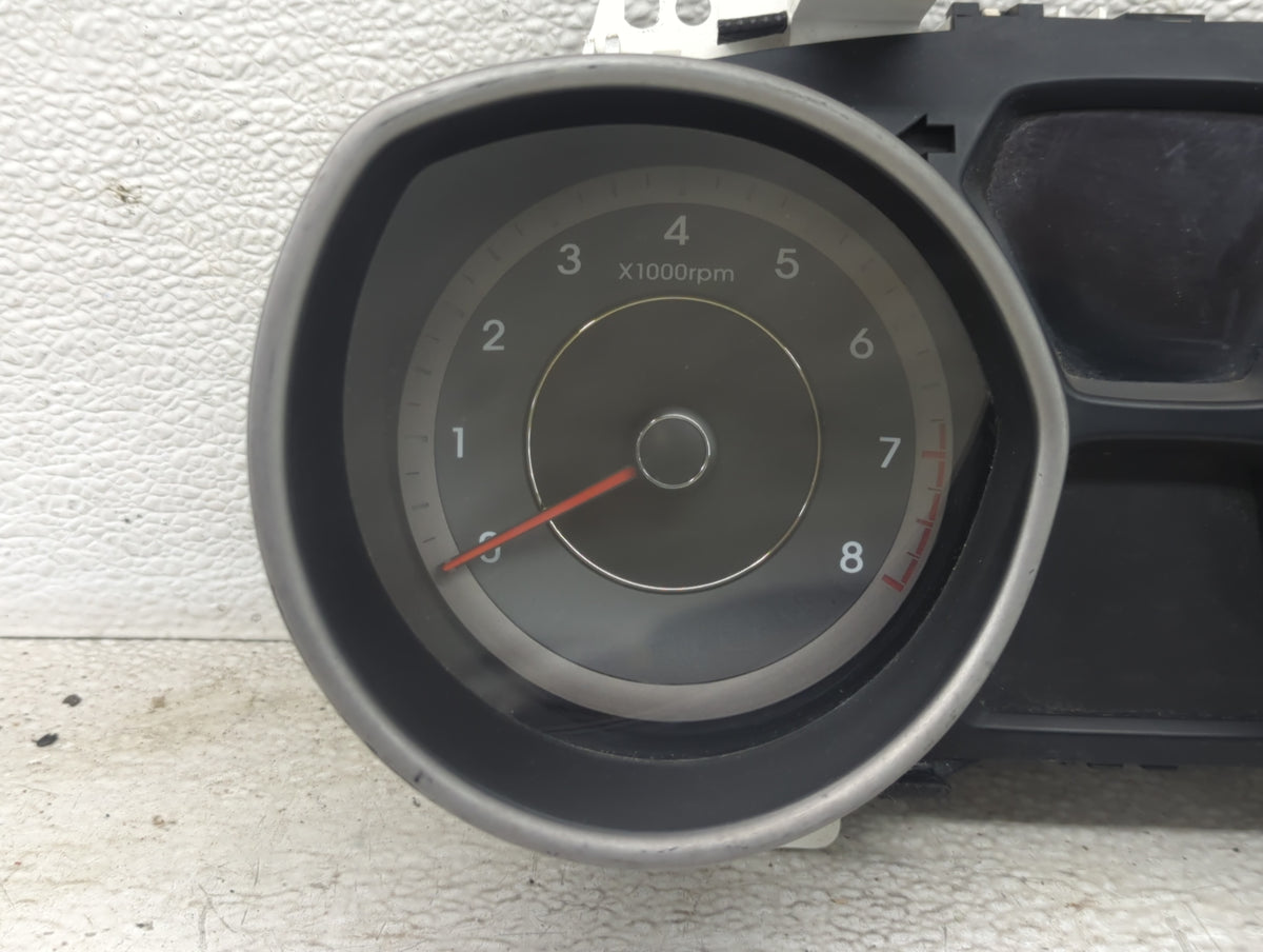 2013 Hyundai Elantra Instrument Cluster Speedometer Gauges P/N:94001-3X275 Miles:100K Fits OEM Used Auto Parts - Oemusedauto