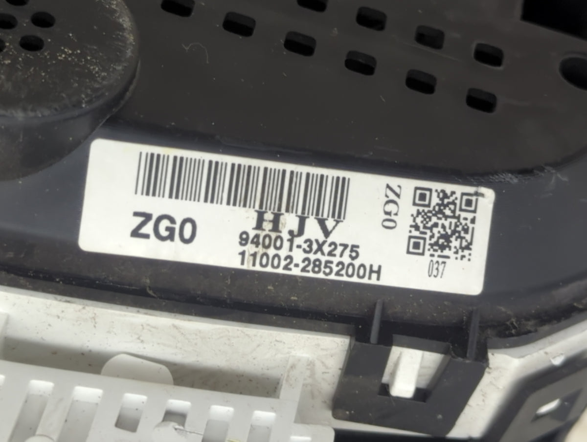2013 Hyundai Elantra Instrument Cluster Speedometer Gauges P/N:94001-3X275 Miles:100K Fits OEM Used Auto Parts - Oemusedauto