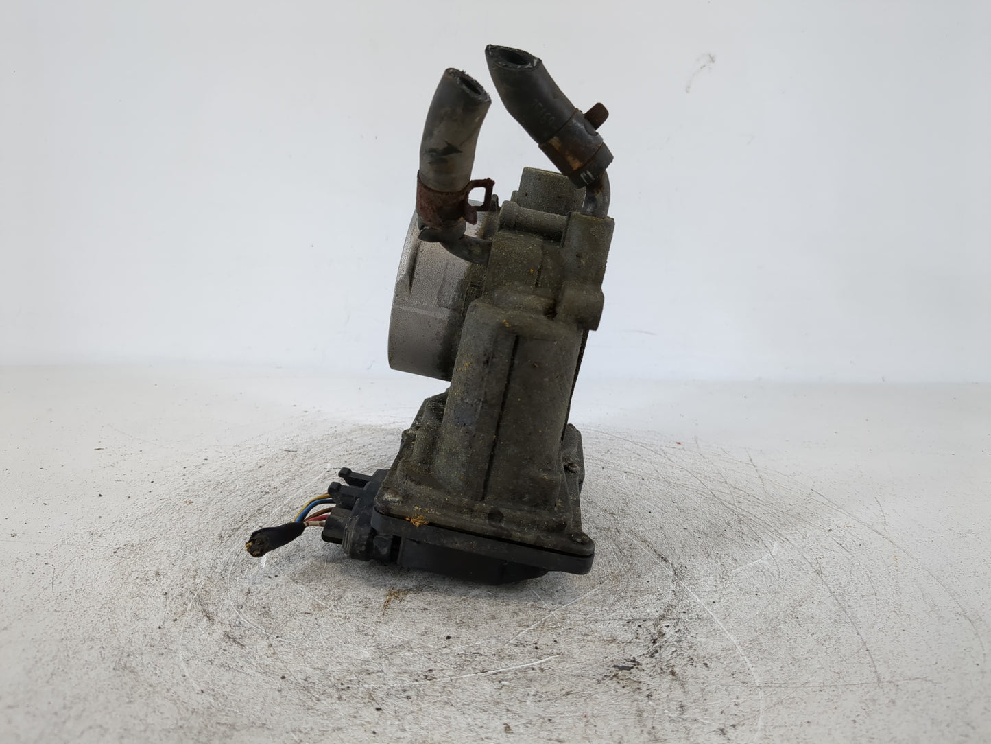 2011-2020 Hyundai Elantra Throttle Body Fits Fits 2011 2012 2013 2014 2015 2016 2017 2018 2019 2020 2021 OEM Used Auto Parts