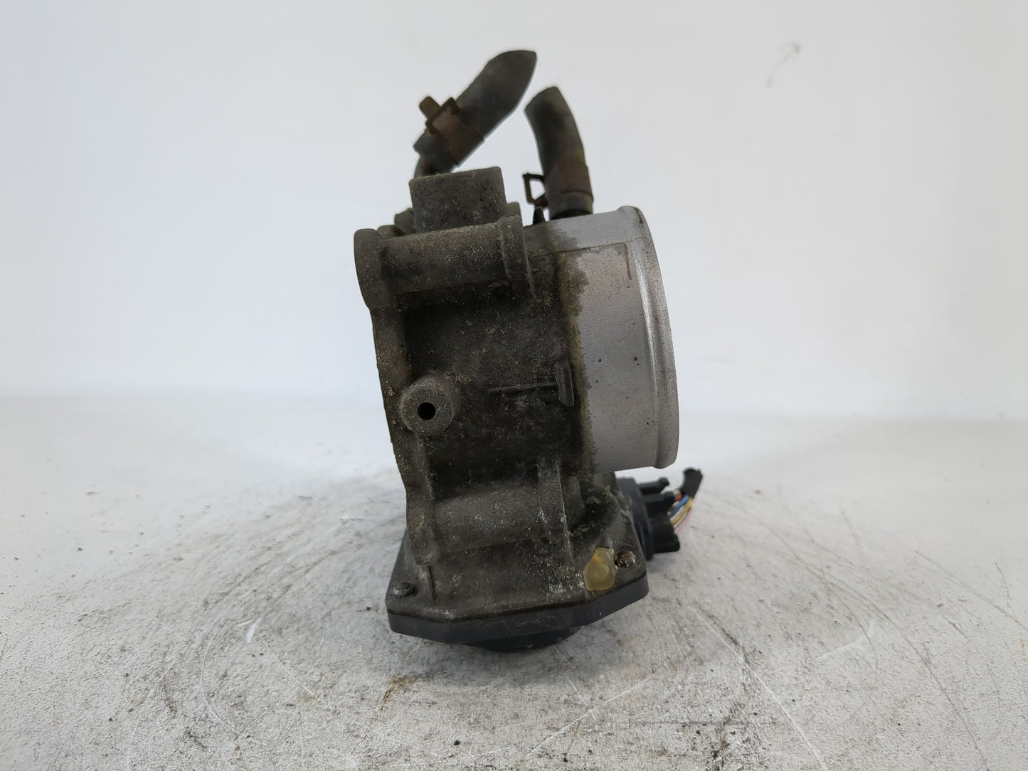 2011-2020 Hyundai Elantra Throttle Body Fits Fits 2011 2012 2013 2014 2015 2016 2017 2018 2019 2020 2021 OEM Used Auto Parts