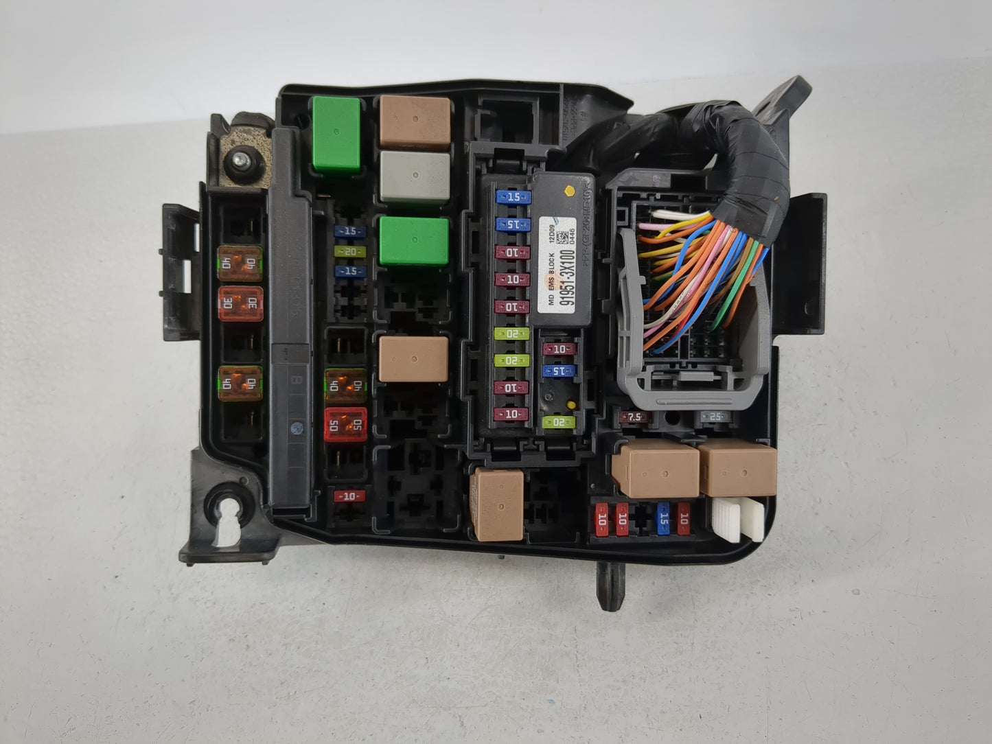2011-2013 Hyundai Elantra Fusebox Fuse Box Panel Relay Module P/N:91205 3X214 Fits Fits 2011 2012 2013 OEM Used Auto Parts -