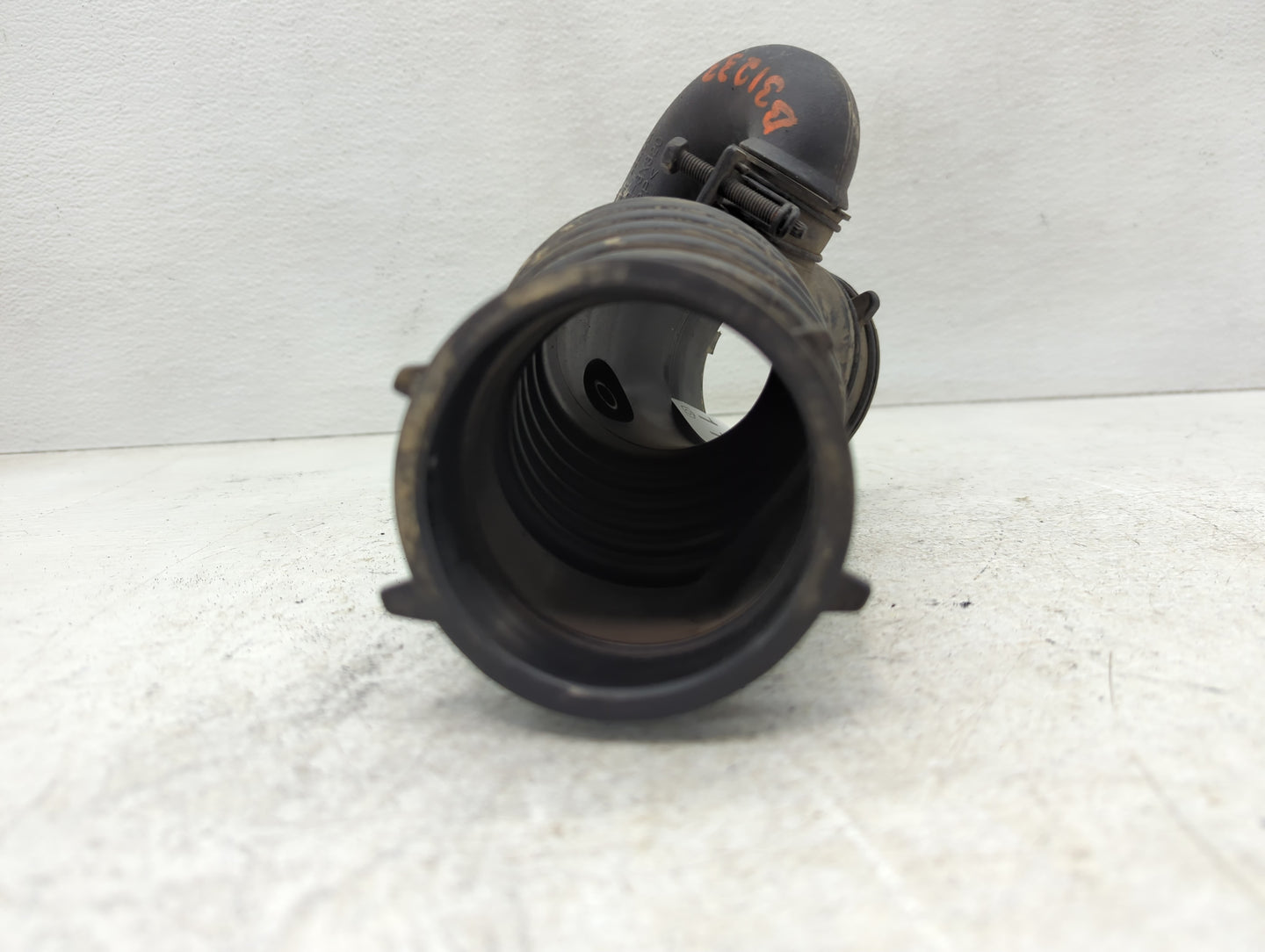 2013 Hyundai Elantra Air Cleaner Intake Duct Hose Tube - Oemusedautoparts1.com