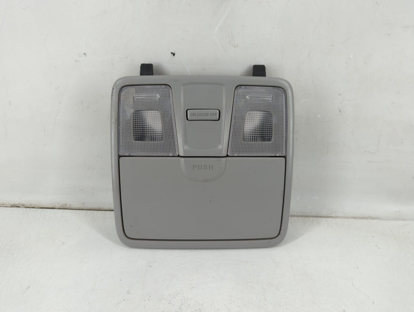 2013 Hyundai Elantra Overhead Roof Console - Oemusedautoparts1.com